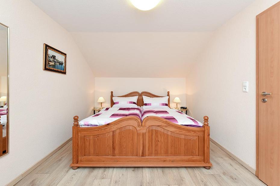 Ferienwohnungen Im Haus Nordseebrise ノイハルリンガージール エクステリア 写真